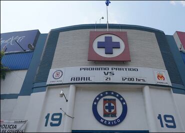 El estadio Azul aún no será demolido
