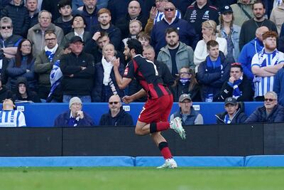 Raúl Jiménez vuelve a anotar con el Fulham; así fue el gol del mexicano