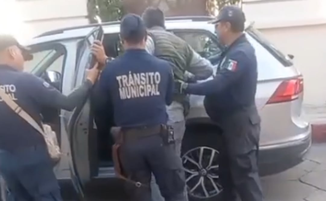 Detienen a funcionario de Chiapas por manejar en estado de ebriedad (24/07/2025). Foto: Captura de pantalla