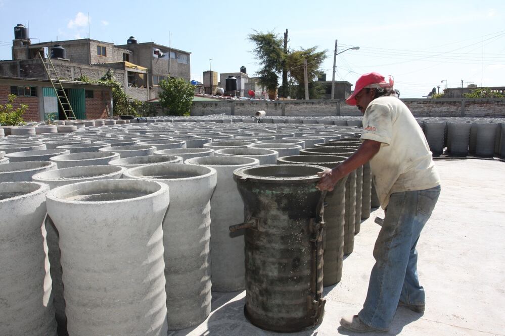 Universitarios experimentan nuevos usos del concreto