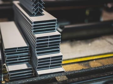 Arancel de EU al acero mexicano será temporal, prevé American Society; Trump pretende poner orden en mercado siderúrgico, dice