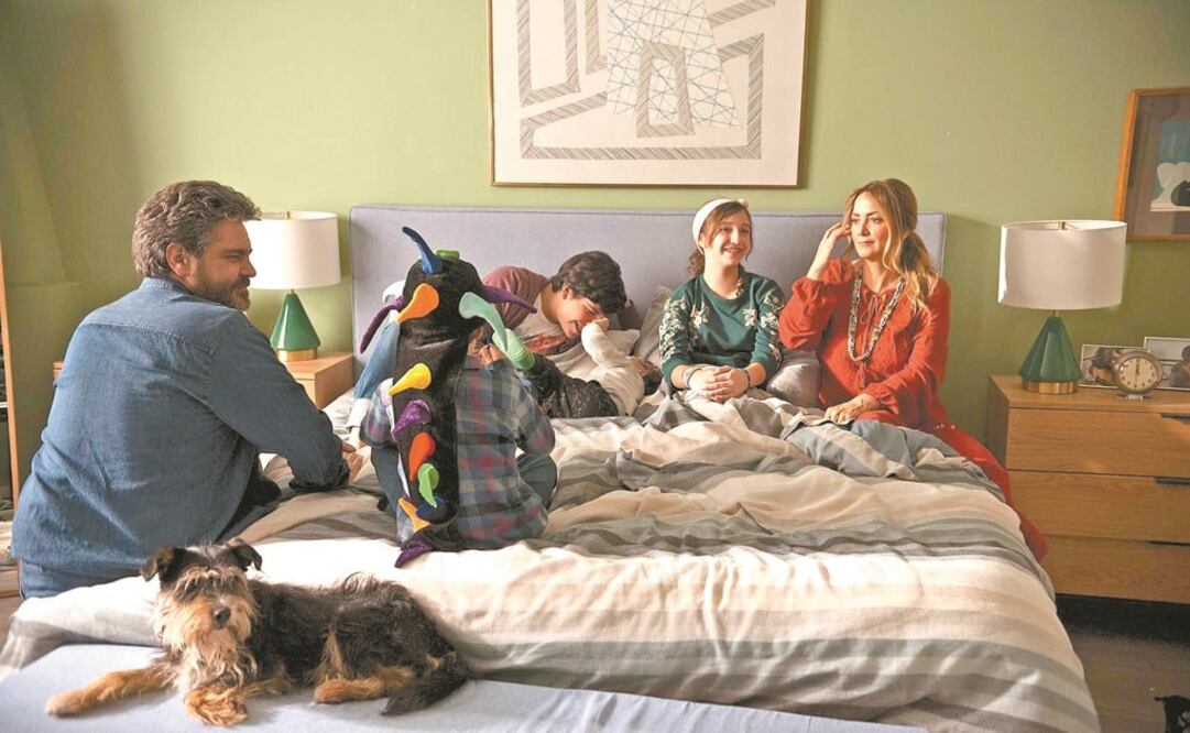 Madre e hija actúan juntas en el regreso de Sariñana al set. Foto: DIAMONDS FILMS. EL UNIVERSAL