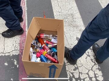 Pese a estar prohibido, ingresan bebidas alcohólicas al Zócalo previo a concierto de Grupo Firme