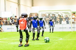 ¿Humanos vs robots en la Copa del Mundo 2050?
