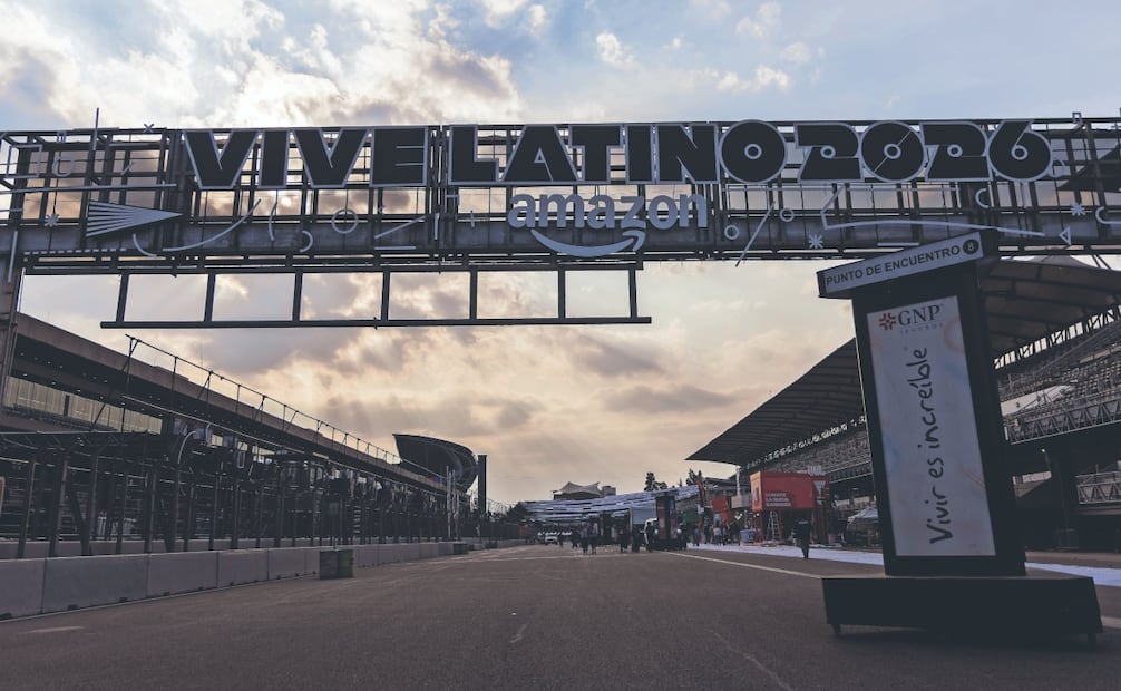 Tanto los accesos como las salidas están acondicionados para que el flujo de asistentes sea seguro a lo largo de cada día. Foto: Hugo Salvador/ EL UNIVERSAL