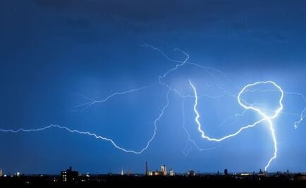 Cámara de mil fotos por segundo captó el instante de un rayo