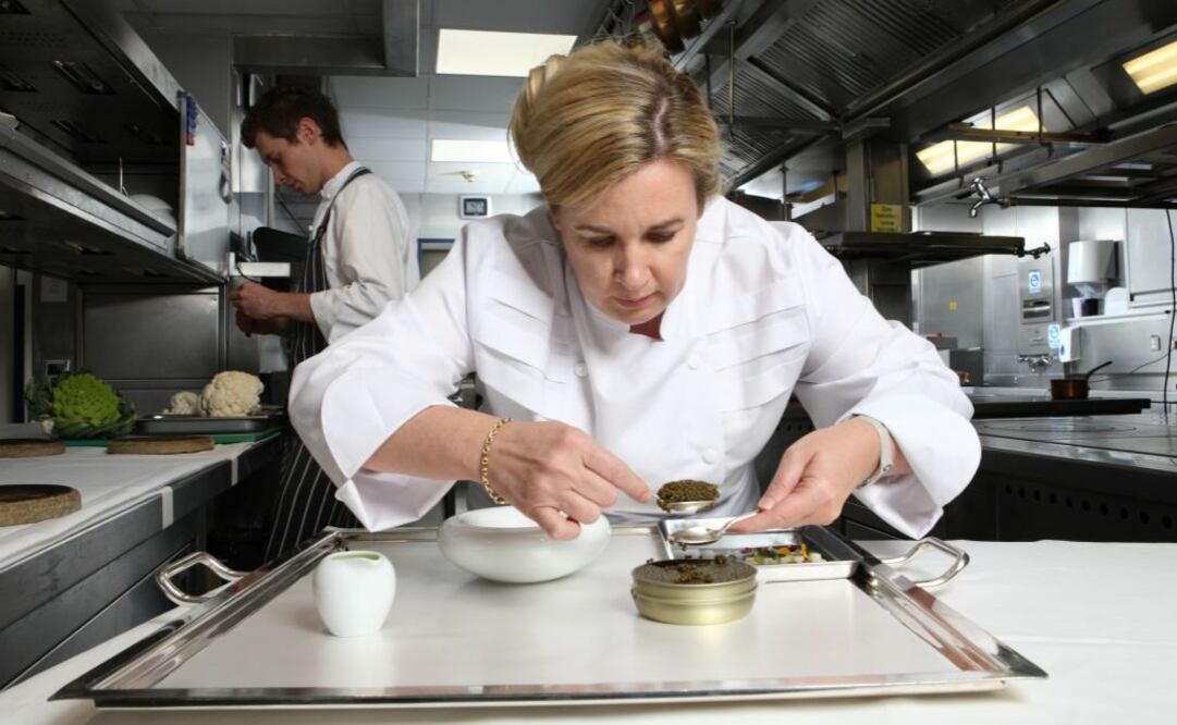 Distinguen su pasión