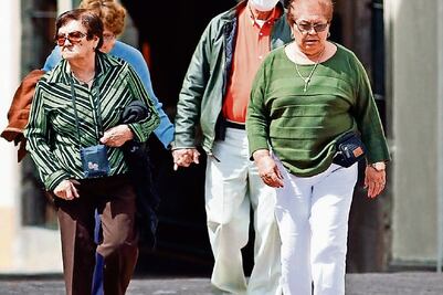 De 50% a 70% de ingreso puede bastar para pensión: Consar