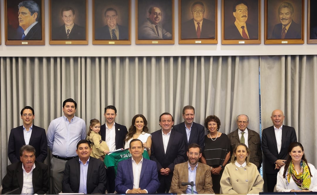 FMF reconoce el legado de Yon de Luisa con homenaje oficial - Foto: Federación Mexicana de Futbol