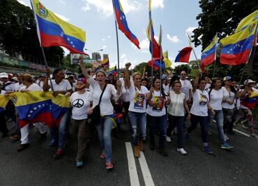 Maduro y oposición anuncian inicio de diálogo en Venezuela