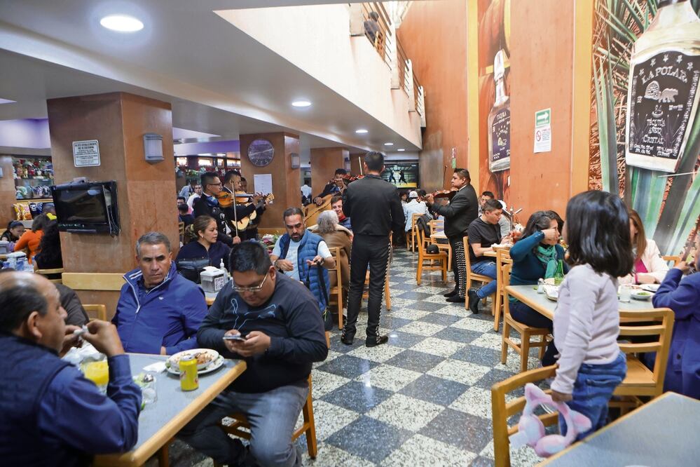 Capitalinos buscan “curársela” y celebrar