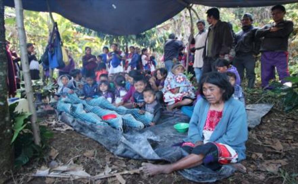 A sus 80 años, Manuela vive en las montañas de Chenalhó al ser desplazada