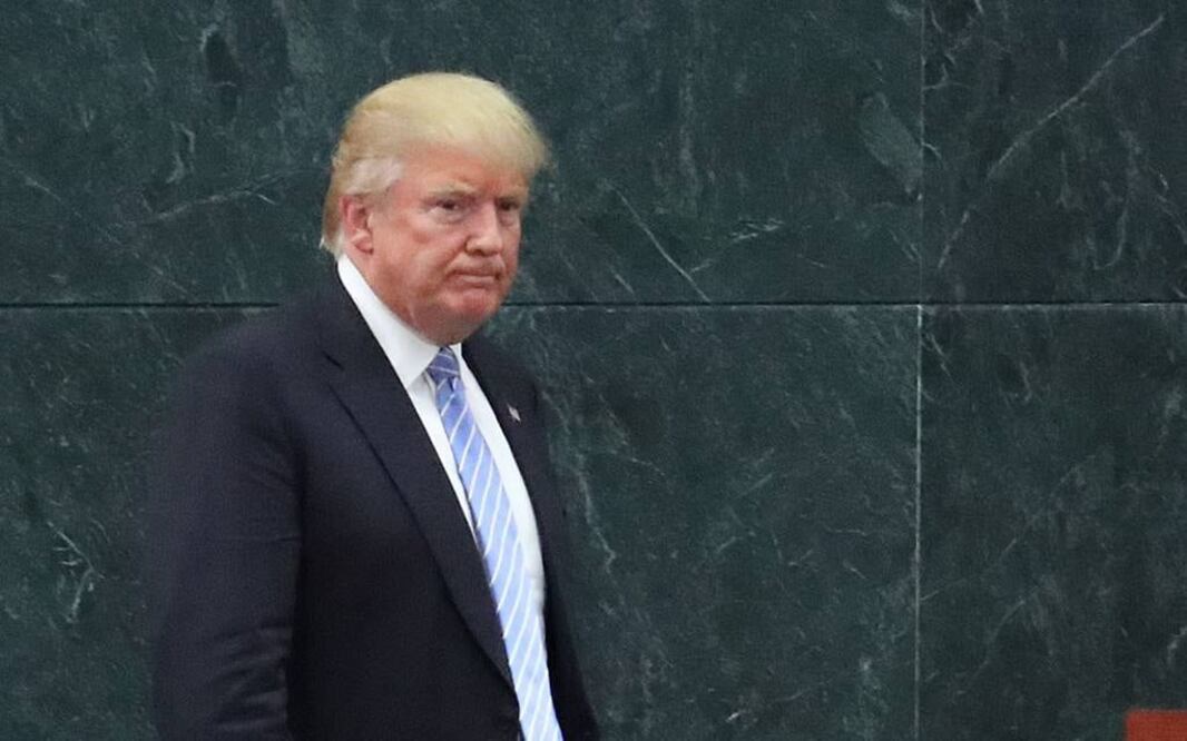 El magnate se reunió con el presidente Enrique Peña Nieto en Los Pinos. Foto: Ariel Ojeda/El Universal