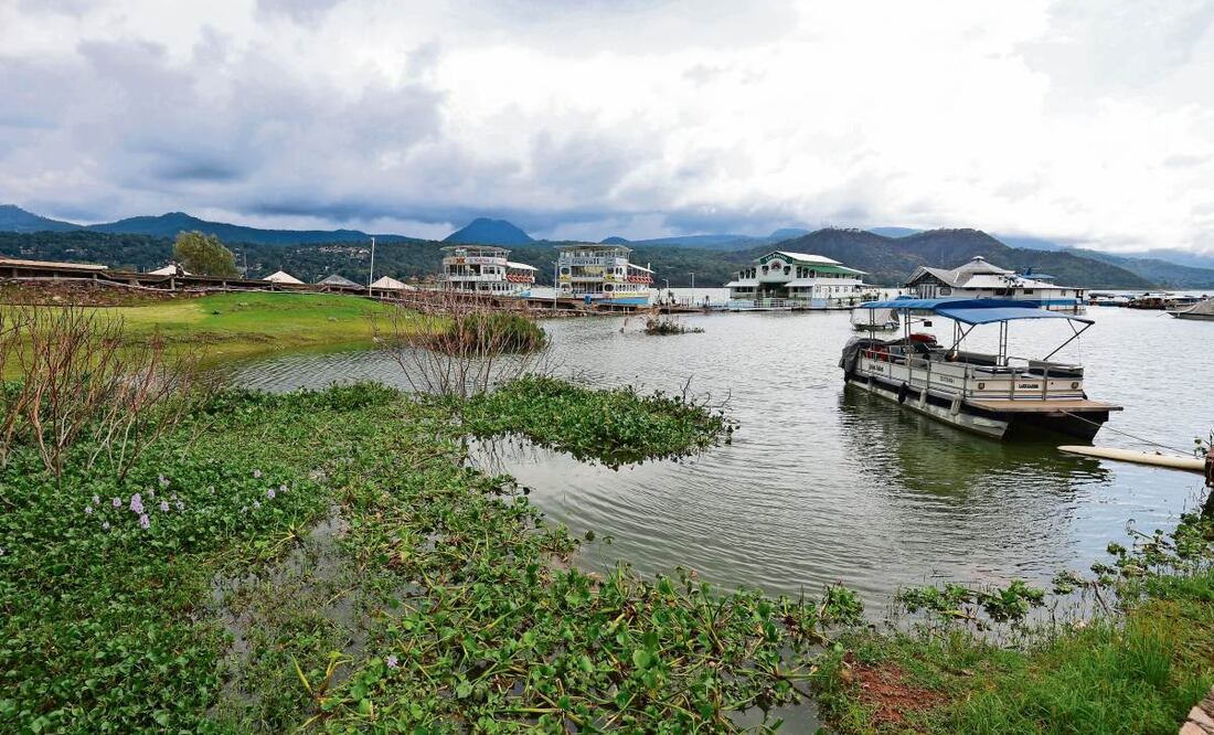 La presa de Valle de Bravo registra 288.46 millones de metros cúbicos, 73.1% de su capacidad. Foto: Alejandro Vargas / EL UNIVERSAL