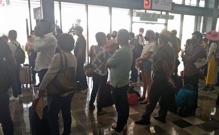 Reportan aglomeraciones en aeropuertos de Baja California Sur