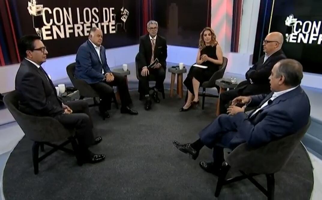 “Con los de enfrente”. Foto: Especial