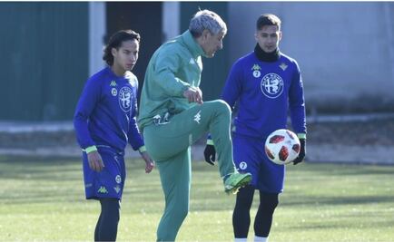Lainez está 'muy verde' para el nivel del Betis: Quique Setién