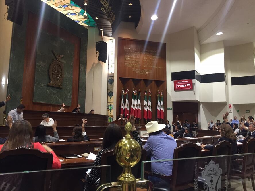 Congreso de Sinaloa durante la aprobación de la Guardia Nacional (Foto: Javier Cabrera / EL UNIVERSAL)
