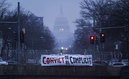 Los detalles claves en los videos del asalto al Capitolio por simpatizantes de Trump