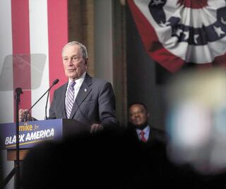 Bloomberg entra al escenario en contienda demócrata 