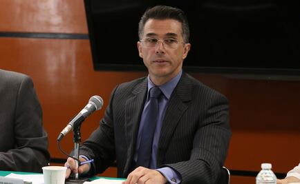 Mayer ve a la Arena CDMX para homenaje a José José