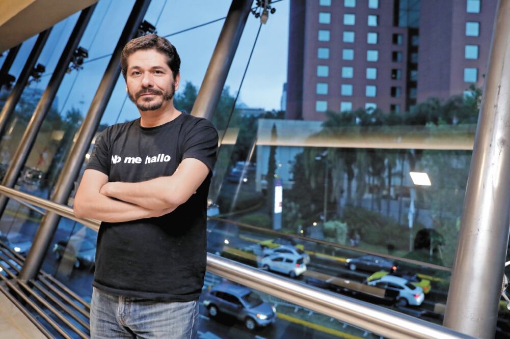 La investigación de Villalobos para escribir "Yo tuve un sueño" (Anagrama, 2018) inició hace cinco años con apoyo del Fonca. Foto/ JUAN BOITES. EL UNIVERSAL