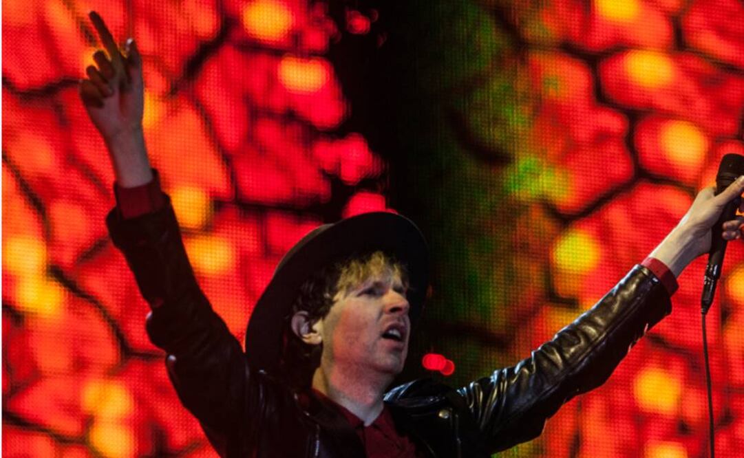 Beck tocó "Loser" para iniciar su show en el Festival Ceremonia Foto:Archivo
