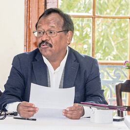 Perredistas dejan al sol azteca en desbandada