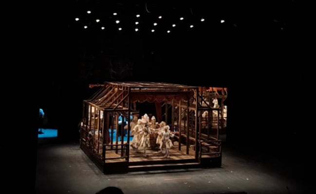 "Misantropías" llega al escenario; la Compañía Nacional de Teatro rinde homenaje a Héctor Mendoza