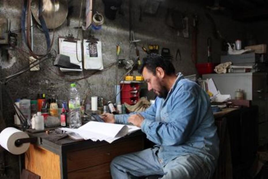 El artesano que lleva la cuchillería mexicana al mundo