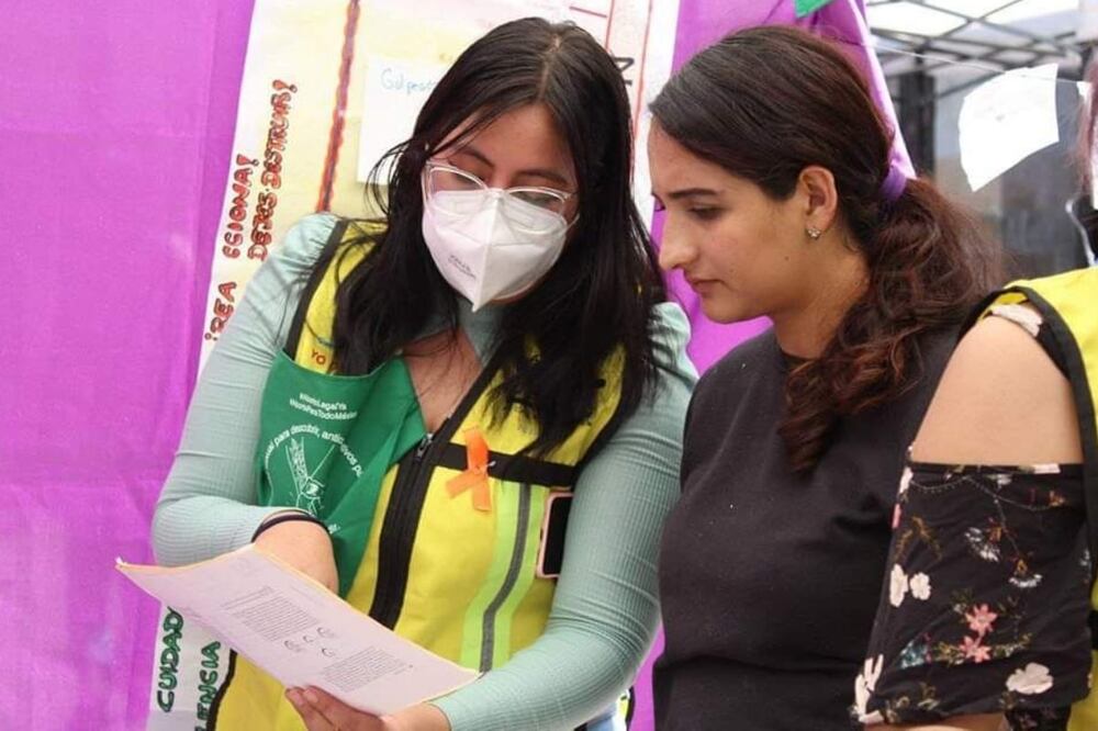 Personal atiende a las mujeres en módulos distribuidos en diferentes zonas de la demarcación. Foto. Especial.