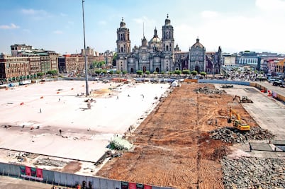 Trabajan las 24 horas en obras del Zócalo