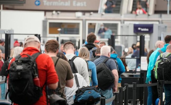 Cerca de mil 800 vuelos han sido cancelados en EU, la mayoría debido al mal tiempo