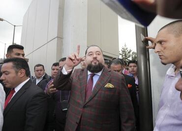 #LordRollsRoyce is taken to a new jail