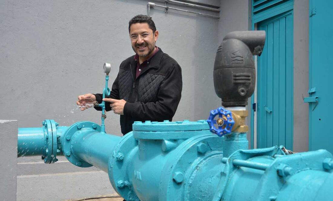 Durante la realización de las obras, el Gobierno capitalino apoyó a los vecinos con mil 96 pipas, que sumaron un total de 16 millones 540 mil litros de agua. Foto: Especial