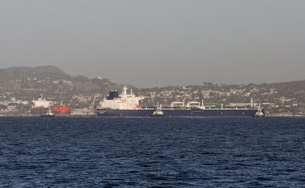 Rusia promete seguir ayudando a Cuba tras llegada de petrolero a la isla; "no tenemos derecho a dejarla caer"