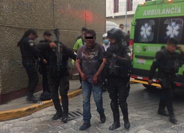 Salvan a hombre de ser linchado en Toluca; lo acusan de arrollar a niño