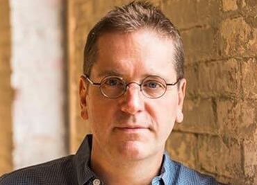 "En el mundo se exacerba la violencia homófoba y contra el amor": Patrick Autréaux