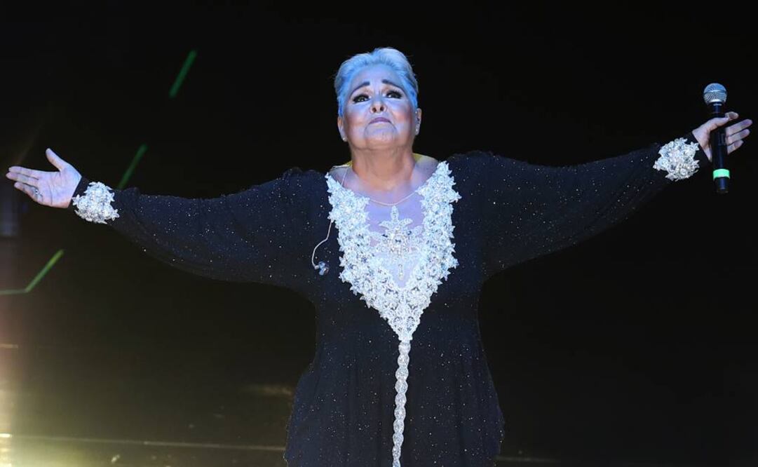 D'Alessio interpretó temas como "Ni guerra ni paz" y "Mudanzas" Foto: Berenice Fregoso / EL UNIVERSAL