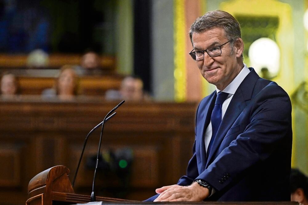 Alberto Núñez Feijóo, líder del Partido Popular, durante una sesión para presentar su programa ante el Congreso de los Diputados, en Madrid. Foto: Javier Soriano / AFP