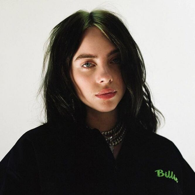 Billie Eilish se caracteriza por sus prendas oversized en colores llamativos / Foto: Instagram