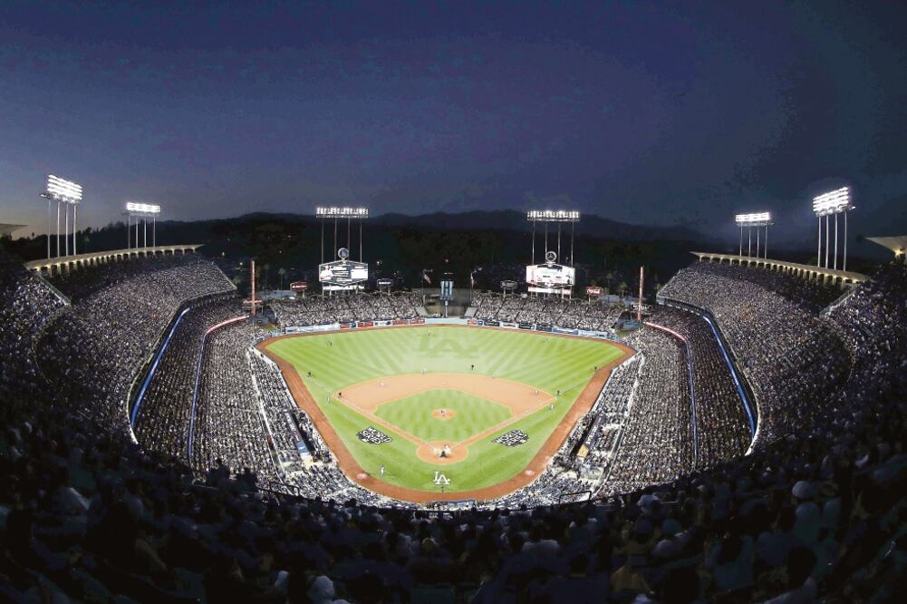 La misión es atraer al público joven y volver a llenar los parques de pelota. (ARCHIVO. EL UNIVERSAL)