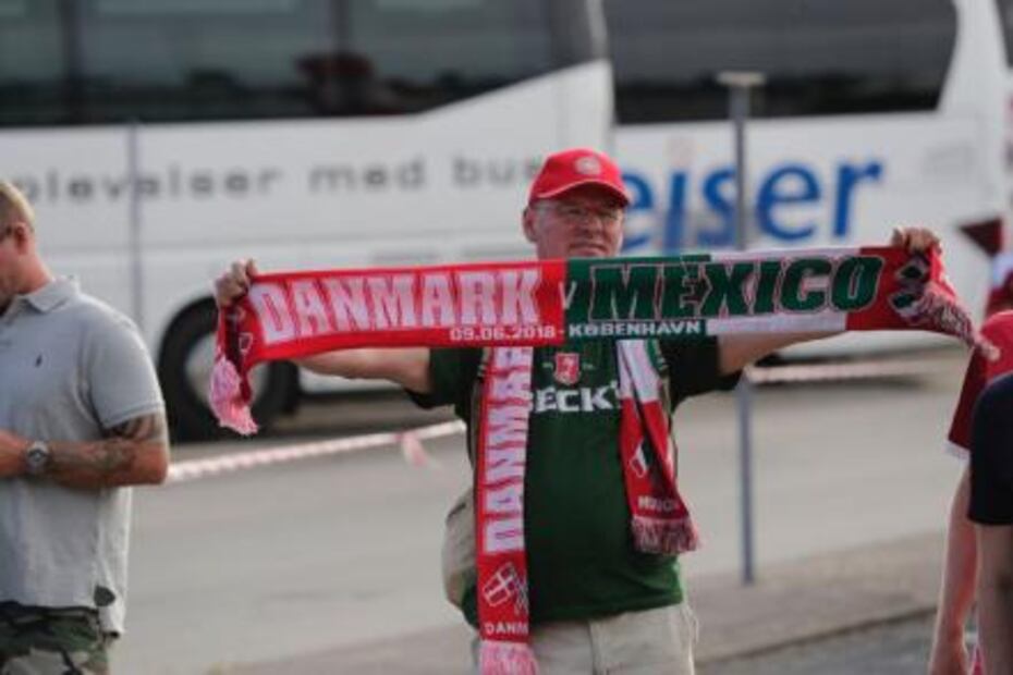 México calienta una fría Dinamarca