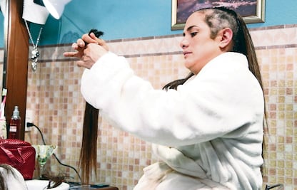 Betty Monroe, sin mucho cabello y sin trabajo