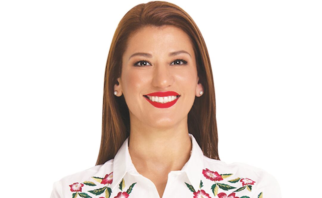 La candidata a diputada federal, Rosalva Llanes Rivera (FOTO: TOMADA DE FACEBOOK)