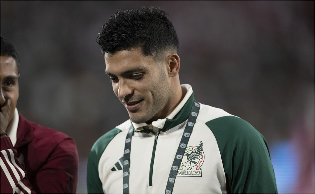 Raúl Jiménez en concentración de México / FOTO: IMAGO7