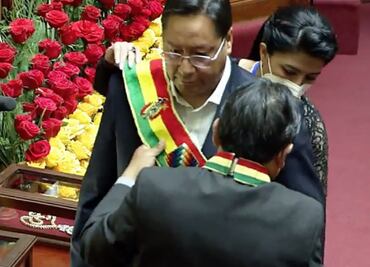 Luis Arce es investido como nuevo presidente de Bolivia