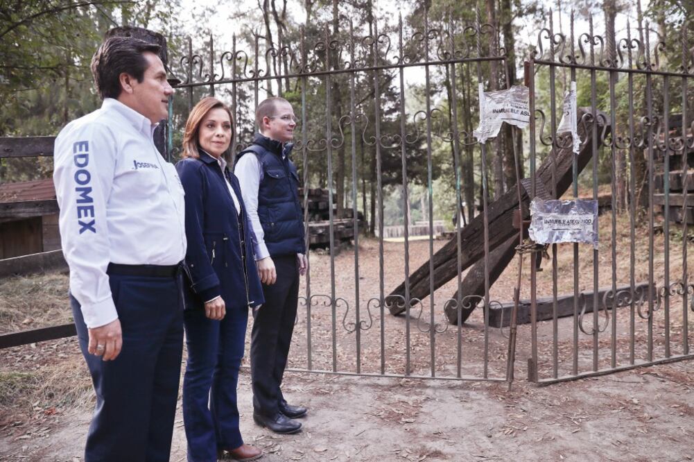 En Valle de Bravo, donde se ubica el rancho Las Mesas, propiedad del ex gobernador Javier Duarte, Josefina Vázquez Mota insistió en que Alfredo del Mazo y Delfina Gómez deben aclarar sus vínculos con el veracruzano. (CRISTOPHER ROGEL. EL UNIVERSAL)
