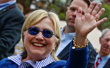 Gobernador de California da su respaldo a Clinton 