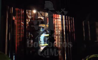 Rescatan a cuatro personas atrapadas de un elevador de la Torre Latinoamericana; no se reportan lesionados     